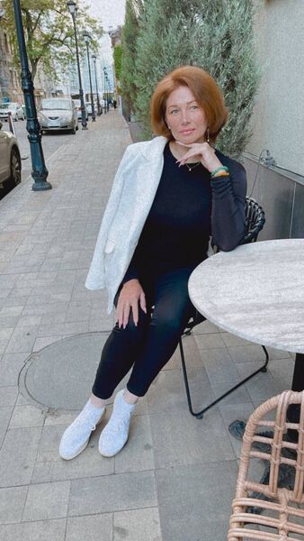  --,   , 44 ,   c 