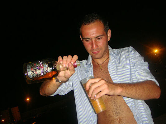  ,   Gio, 38 ,   ,   , c 