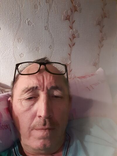 ,   Toma, 49 ,   ,   