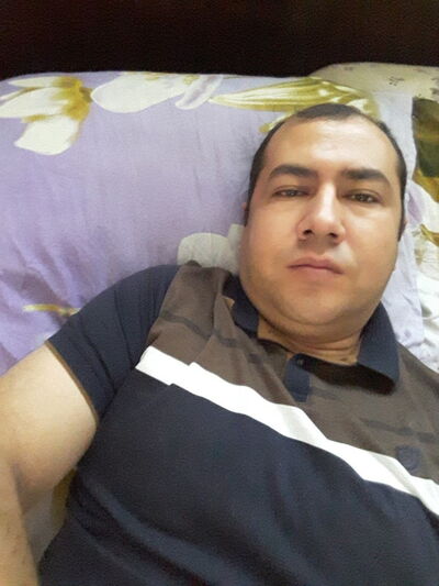  ,   Nik, 39 ,   