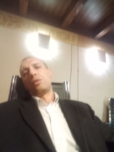  ,   Irakli, 42 ,   ,   , c 