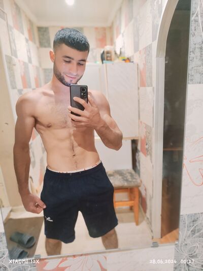  ,   Rasul, 25 ,   ,   