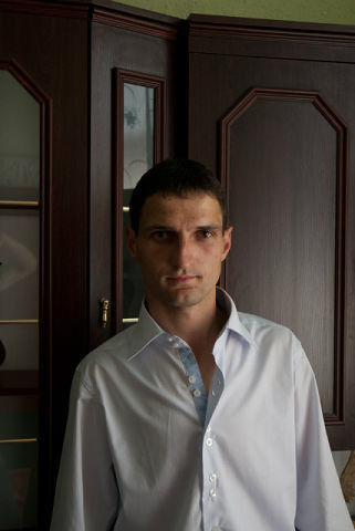  ,   Victor, 37 ,   ,   , c 