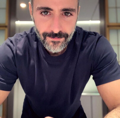  ,   Karim, 46 ,   ,   