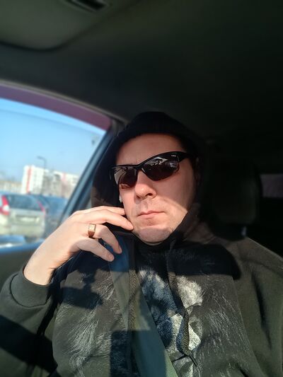  ,   Ilya, 41 ,   ,   , 