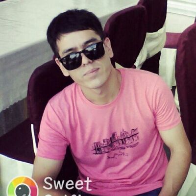  ,   Erik, 31 ,   ,   , c 