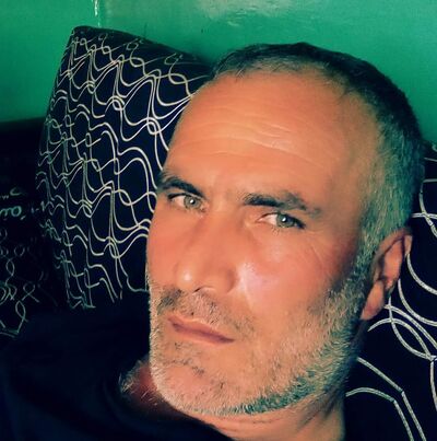  ,   Kenan, 52 ,   ,   