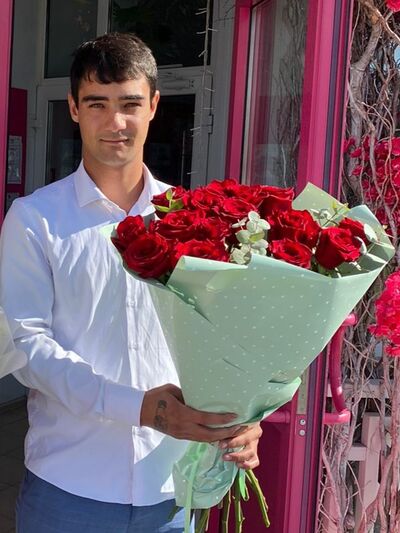  ,   Erik, 22 ,   ,   