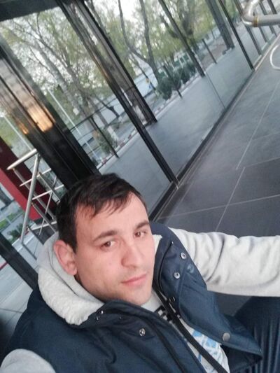  ,   Pavel, 35 ,   ,   