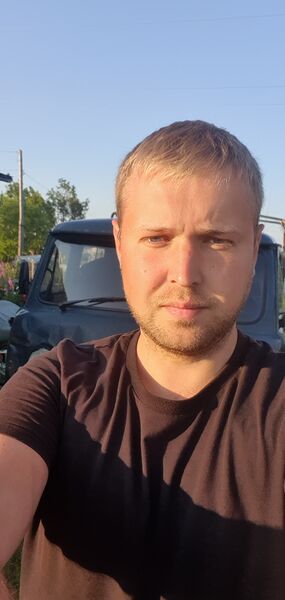  ,   Alexander, 32 ,   ,   , c , 