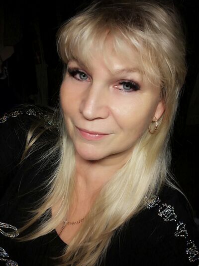  ,   Mila, 53 ,   c 