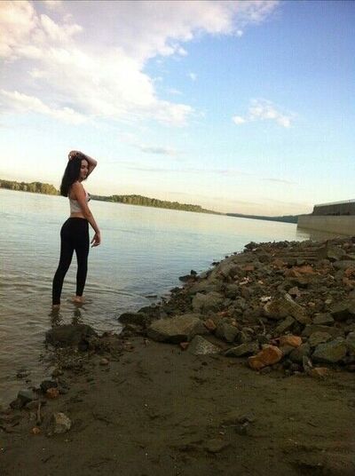  ,   Laila, 27 ,   ,   , c , 