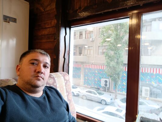  ,   Emil, 40 ,   ,   