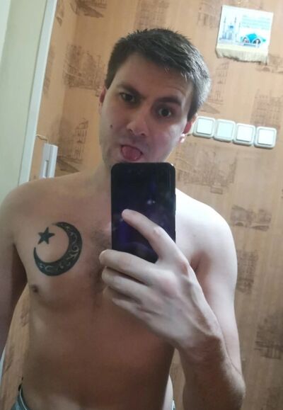  -,   Albert, 27 ,   ,   , 