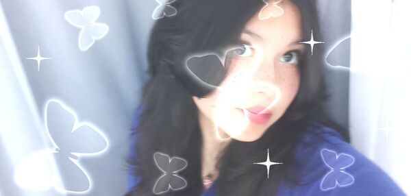  ,   Esmira, 21 ,   