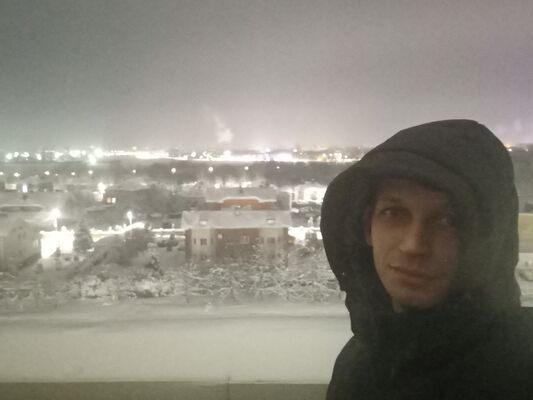  ,   Maxim, 31 ,   , 