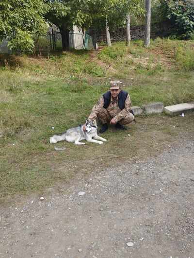  ,   Armen, 43 ,   ,   , c 