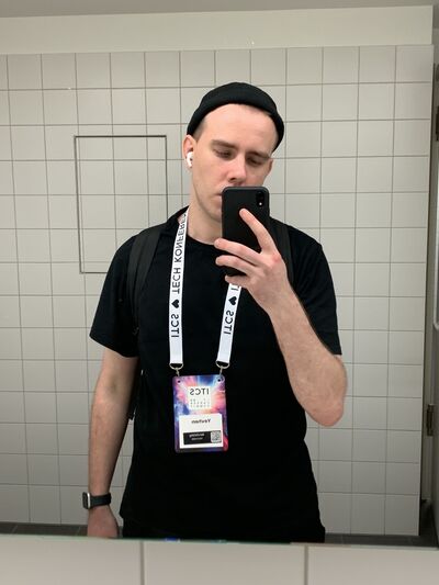  Hannoversch Munden,   Evgenii, 26 ,   ,   , 