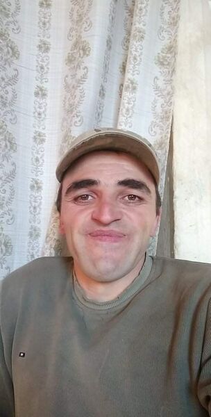  ,   Irakli, 37 ,   ,   