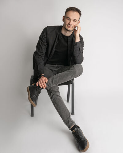  Warszawa,   Serhii, 29 ,   ,   