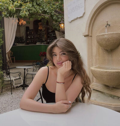  ,   Mia, 28 ,   , 