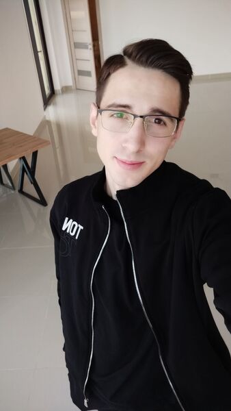  ,   Anton, 25 ,   ,   