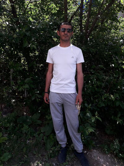  ,   Armen, 44 ,   ,   , c 