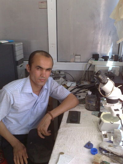  ,   Komol, 37 ,   ,   , c 