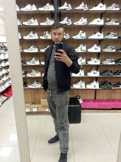  ,   Zuhriddin, 34 ,   ,   