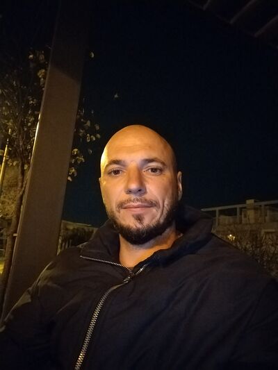  ,   Igor, 37 ,   ,   