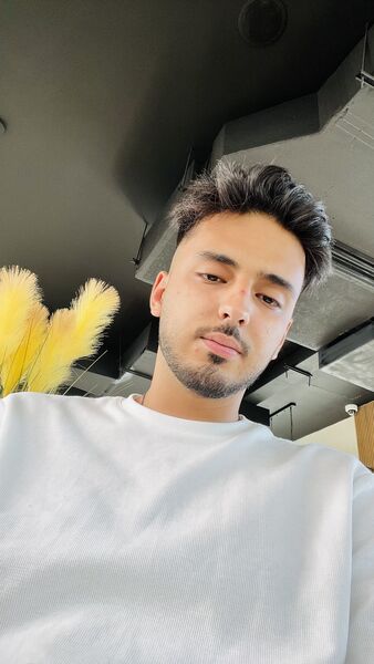  ,   Farshid, 27 ,   ,   