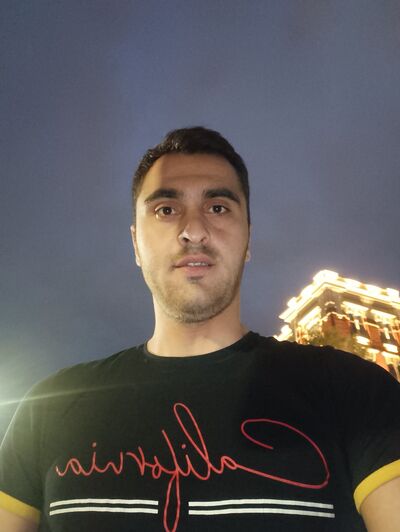  ,   Araz, 32 ,   ,   