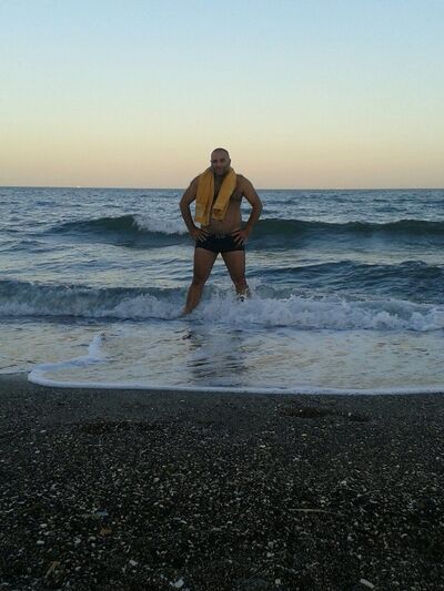  ,   Edgar, 44 ,     , c 