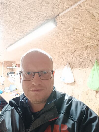  ,   Michael, 45 ,   ,   