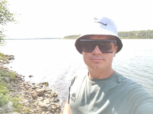  ,   Sergey, 33 ,   ,   , 