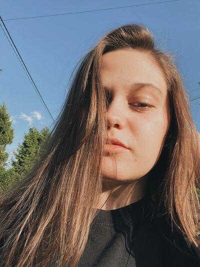  ,   Eliza, 22 ,   ,   