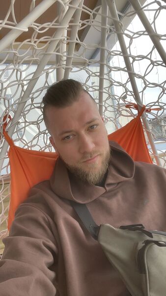  ,   Paul, 34 ,   ,   , c 