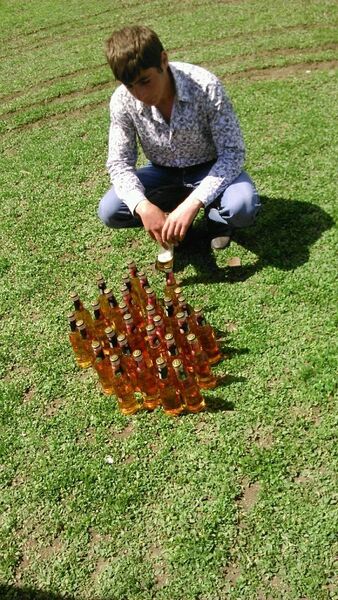  ,   ARMEN, 29 ,   