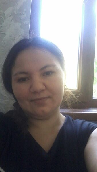  ,   Aysheemma, 37 ,  