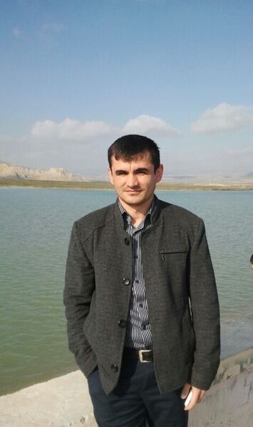  ,   Enrike, 38 ,   
