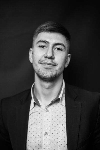  ,   Maxim, 31 ,   ,   , c 