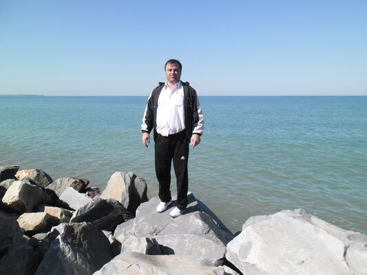  ,   Ionel1972, 52 ,  