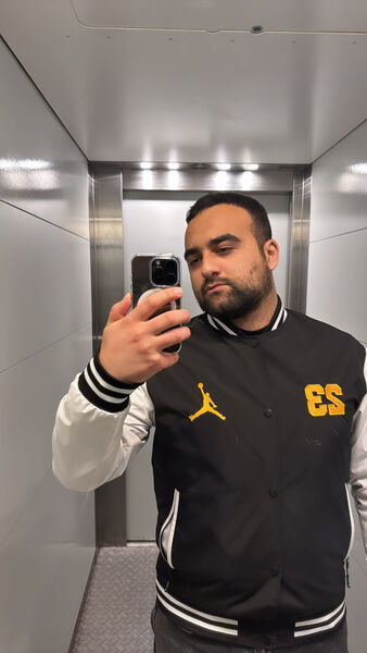  --,   Armen, 26 ,   ,   