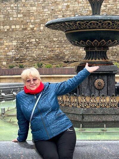  ,   Elena, 60 ,   c , 