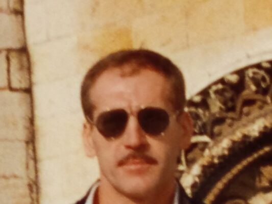  ,   Alex, 68 ,   ,   