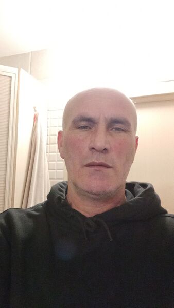 ,   Kenan, 52 ,   ,   