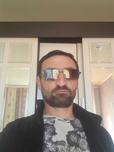  ,   Arman, 40 ,   ,   