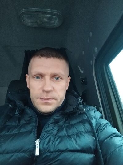  ,   Vacheslav, 43 ,   ,   