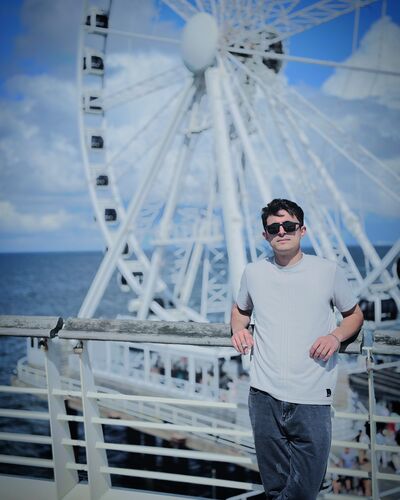  ,   Alik, 33 ,   ,   
