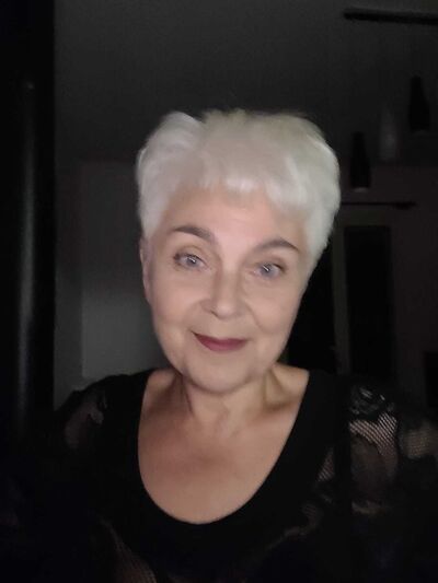  Santa Venerina,   Ela, 57 ,     , c 